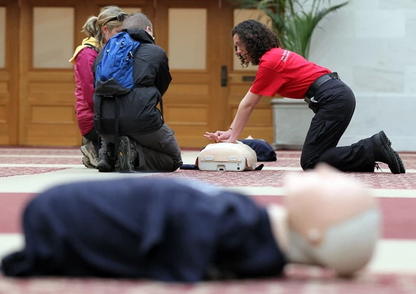 Paramedics Demonstrate CPR Techniques In San Francisco