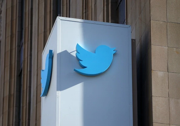 Twitter bars ads from Russia's RT, Sputnik