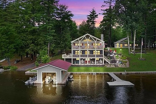 Enjoy 4 Seasons Of Lakefront Luxury In This $2.5 Million Brantingham, NY Lakehouse