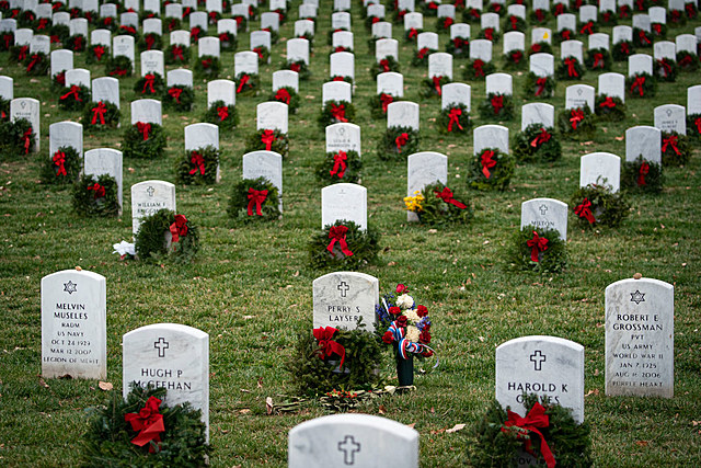'Wreaths Across America' Places More than 2.4 Million Wreaths on Veterans' Headstones