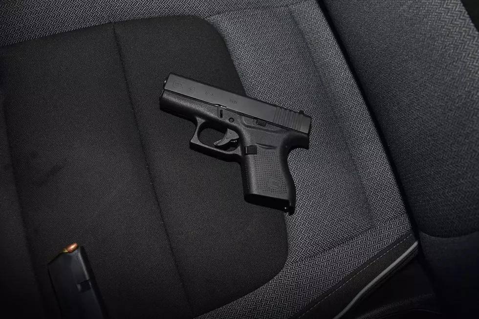 6 Arrested After Syracuse Police See Gun Pointed Out of Car Window