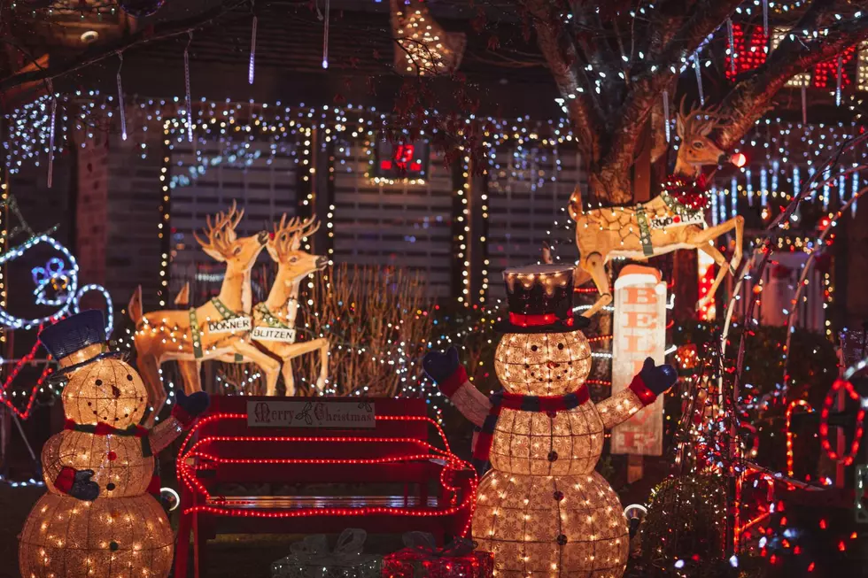 New York Is Home to 3 of the Best Holiday Light Displays in the Entire Country